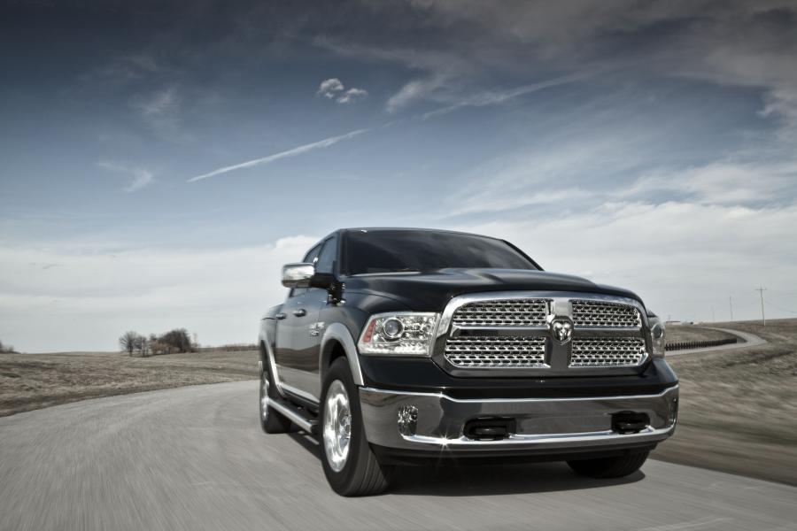  Dodge Ram 1500 2013 года  (фото 51 из 106)